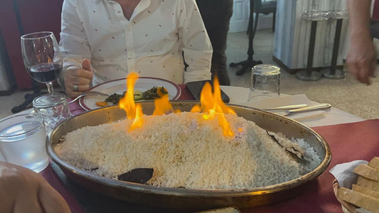 L' Escala New Roser מראה חיצוני תמונה