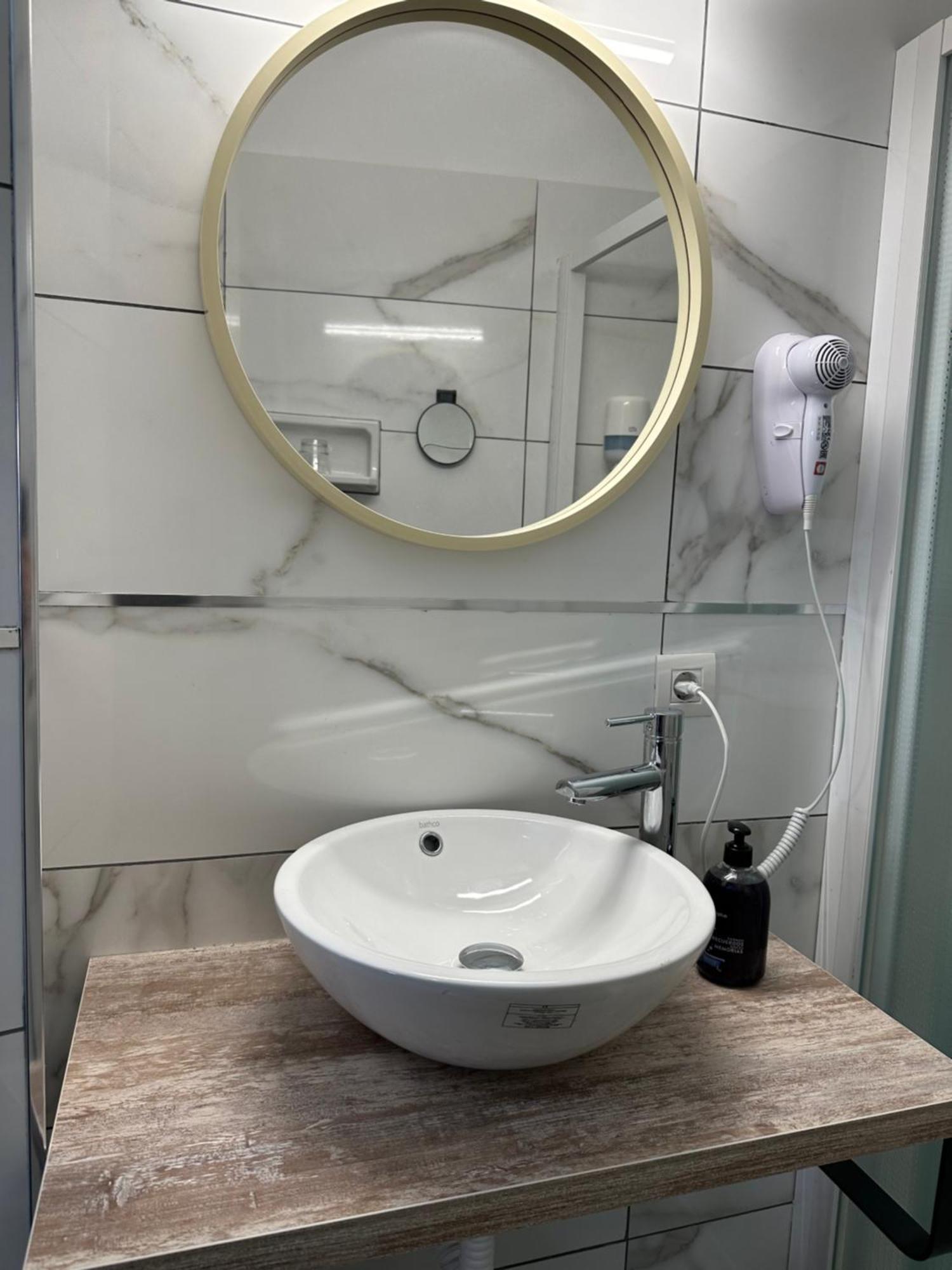 L' Escala New Roser מראה חיצוני תמונה