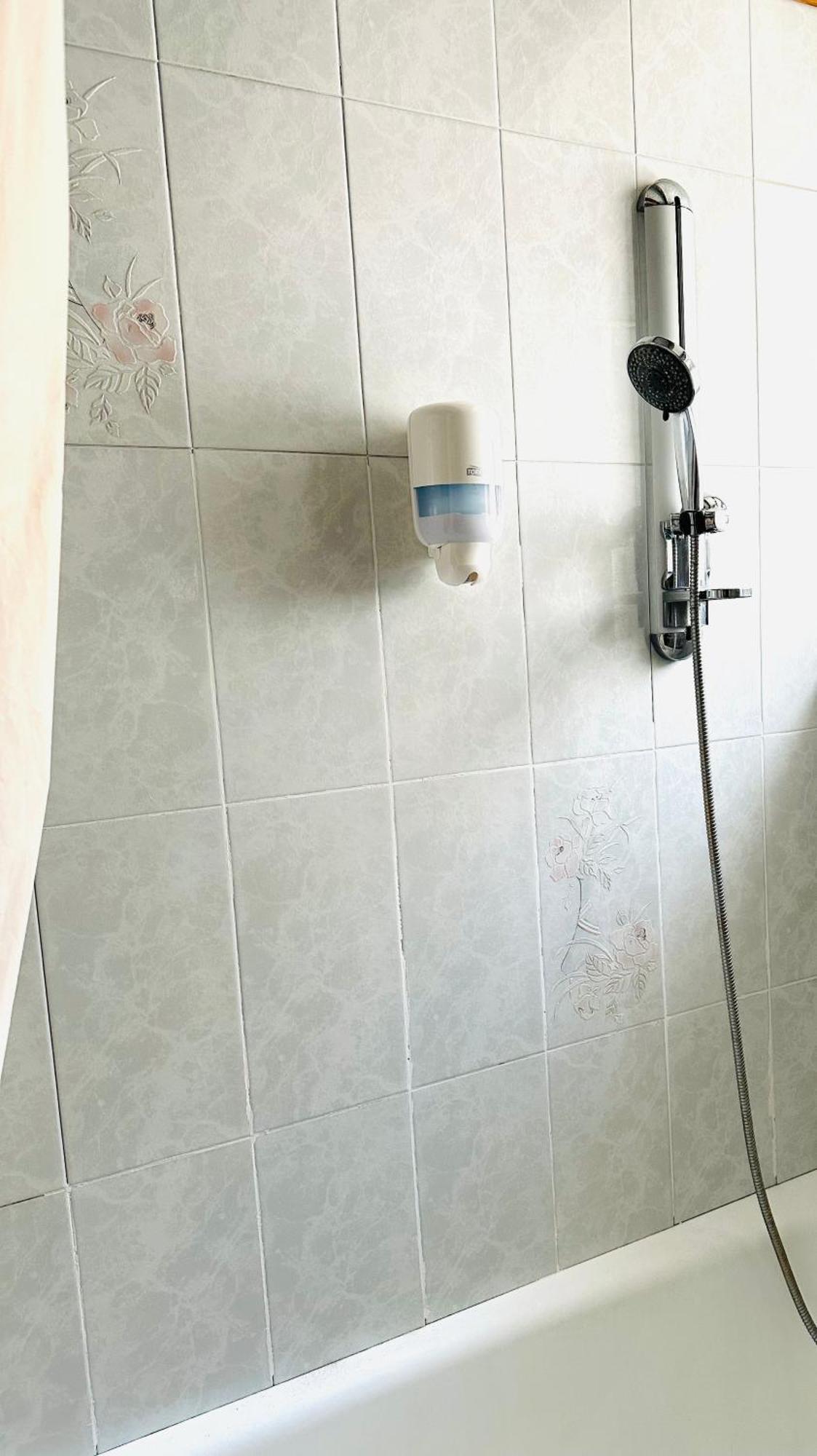 L' Escala New Roser מראה חיצוני תמונה