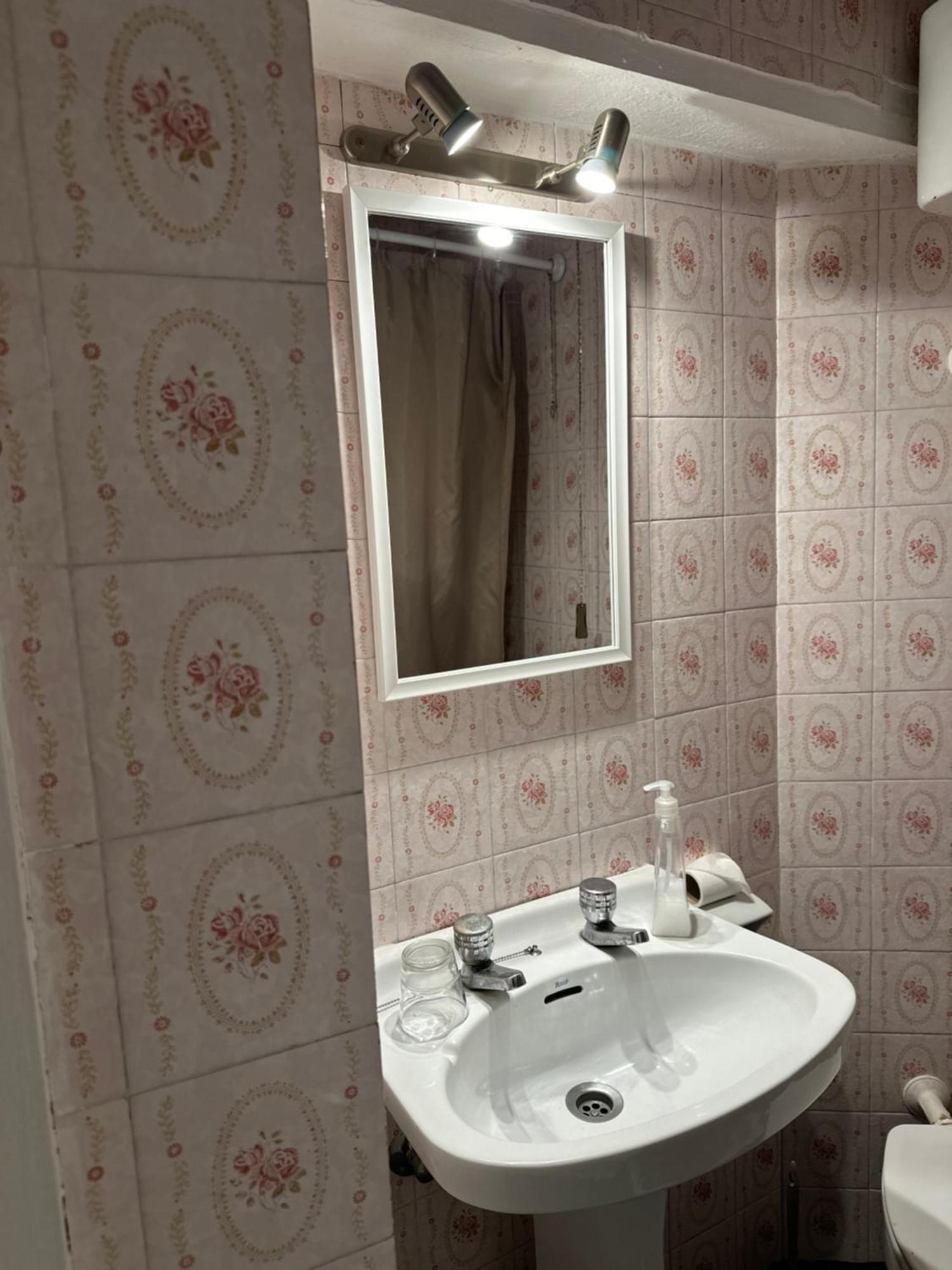 L' Escala New Roser מראה חיצוני תמונה